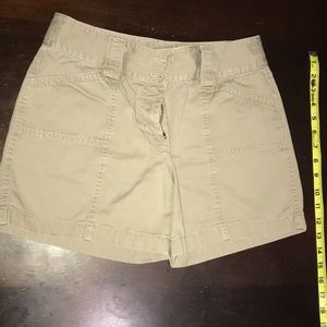 Womens Ann Taylor shorts size 4